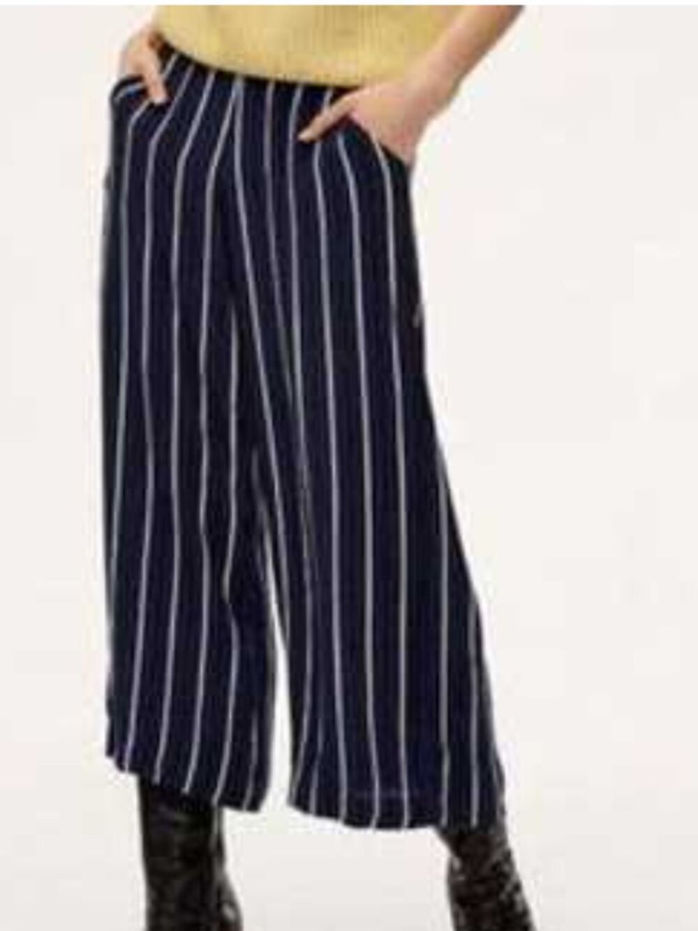 Aritzia Wilfred pinstripe pants / xxs